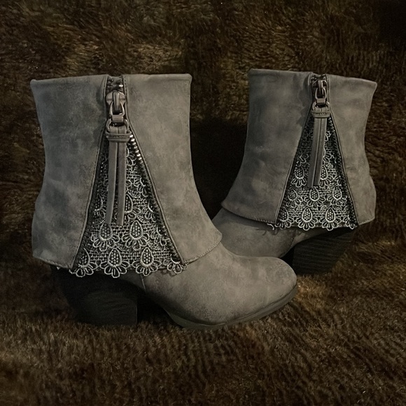 Southern sass booties bundle! - Picture 2 of 5